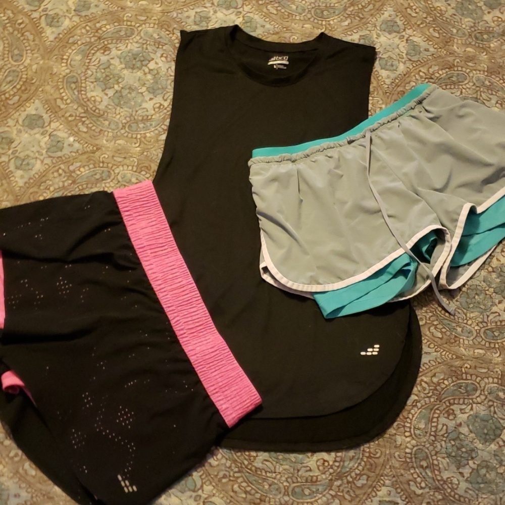 Athletic clothes bundle